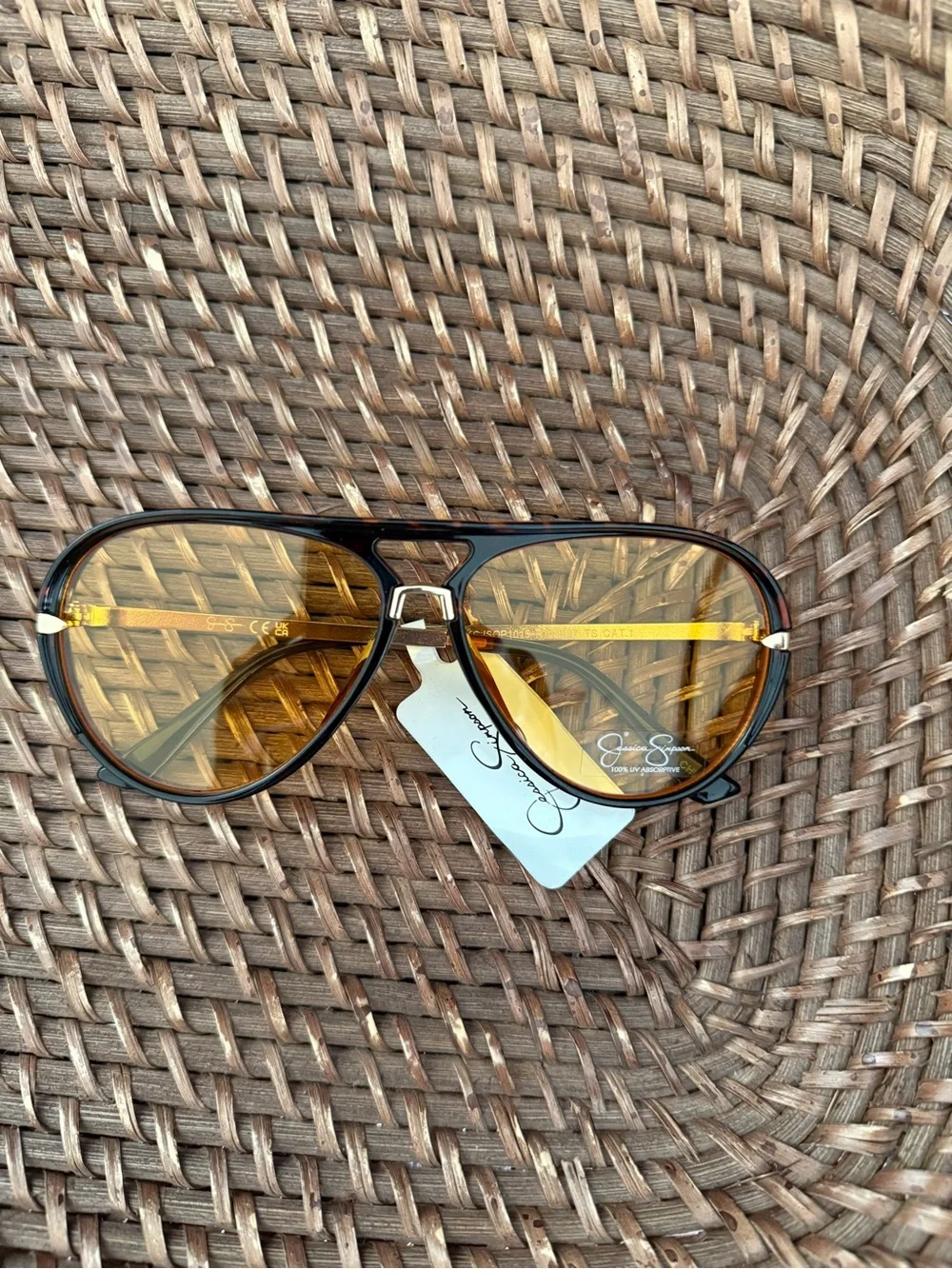 NWT Jessica Simpson Aviator Metal Temple Sunglasses